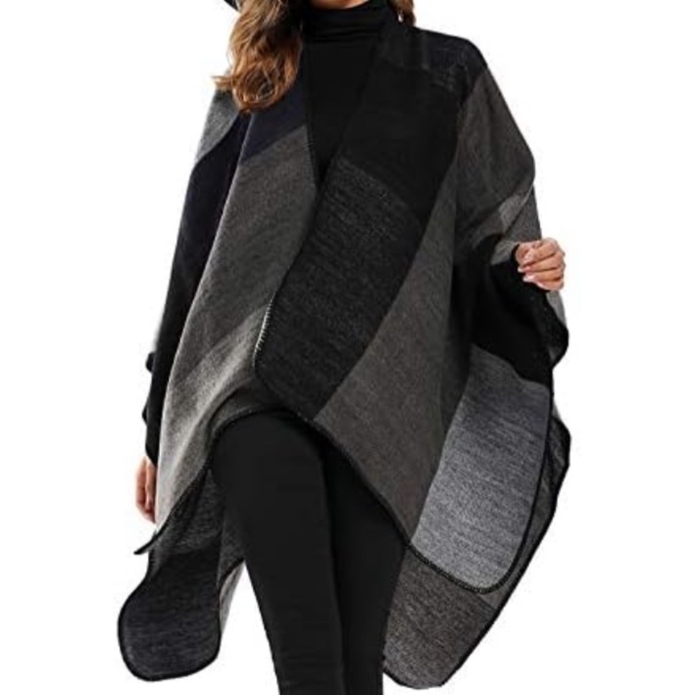 Fraas N.W.T. Poncho Dark Gray Black Leather Accents.ONE SIZE ShawlCape Soft Feel